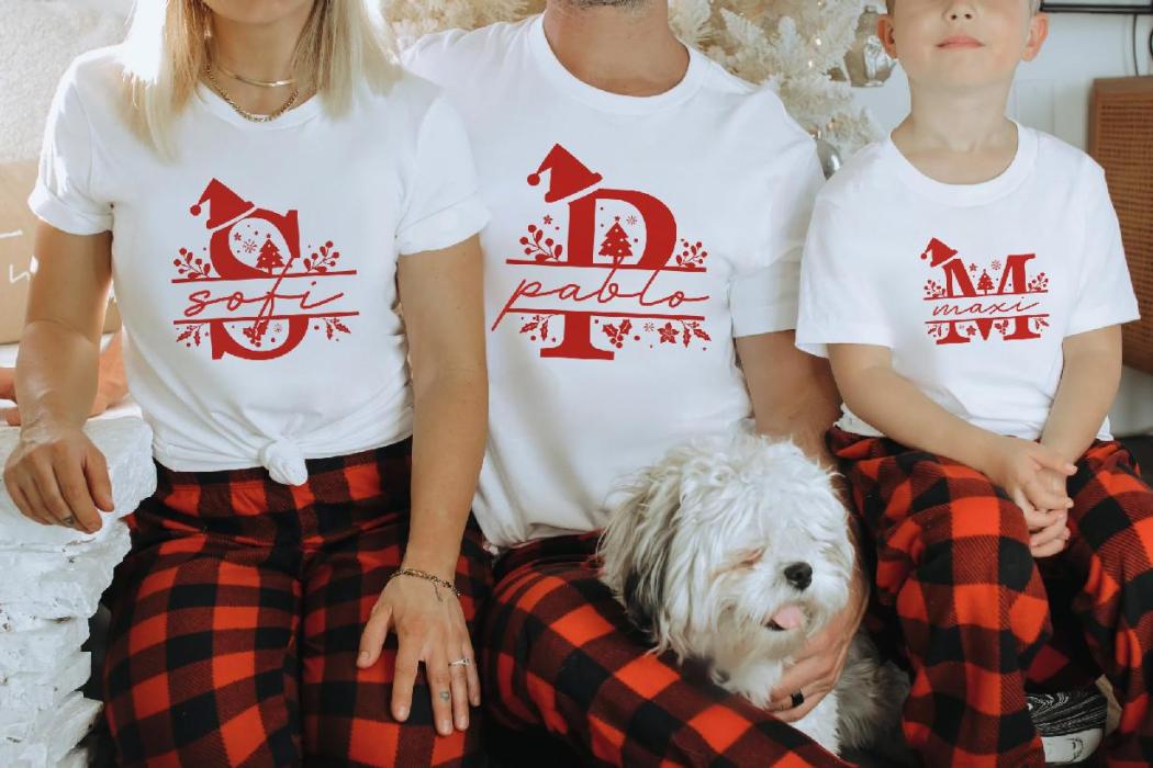 Plantillas PNG para Sublimar Playeras de Navidad Feliz con Editables y Mockups